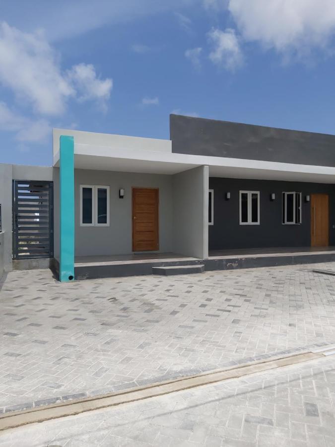 Kdf Apartments Willemstad Exterior photo